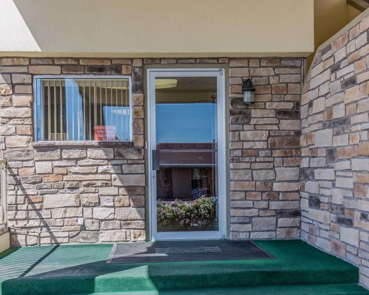 Econo Lodge Downtown Vernal Dış mekan fotoğraf