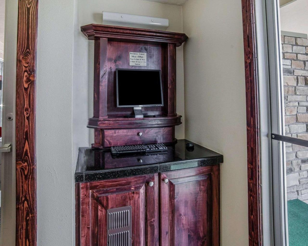 Econo Lodge Downtown Vernal Dış mekan fotoğraf
