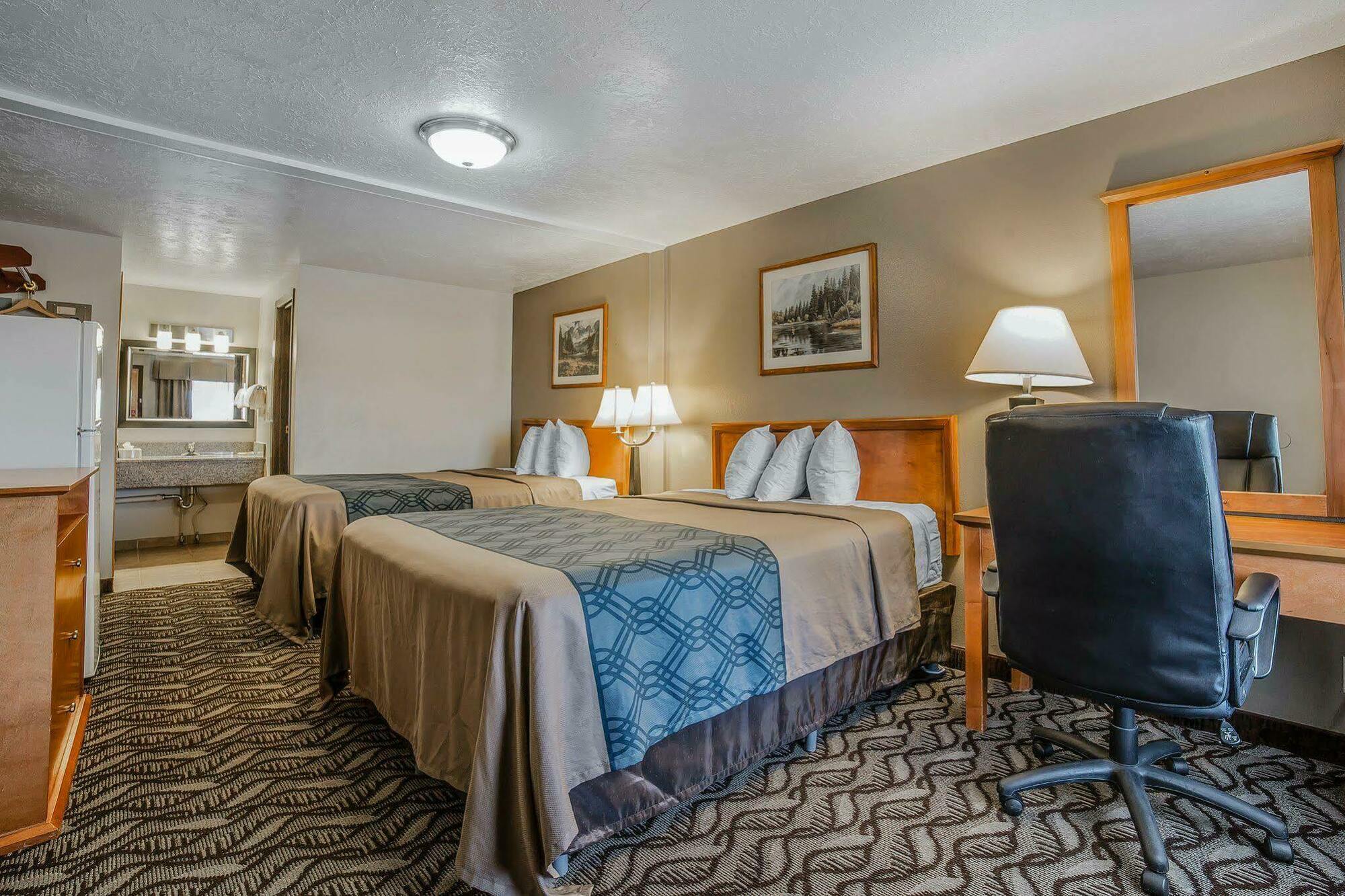 Econo Lodge Downtown Vernal Dış mekan fotoğraf